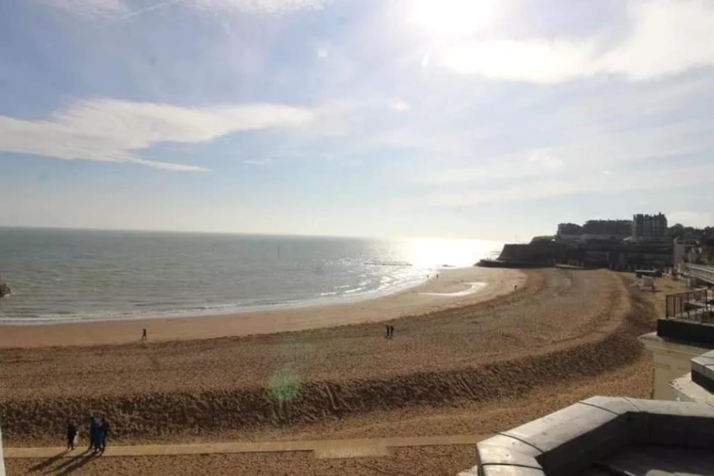 This Must Be The Place Broadstairs Exterior foto